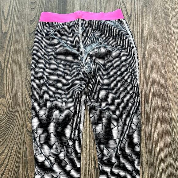 Nike Pro Womens Abstract Print Leggings Elastic Waist Full Length Black Size L - Picture 9 of 9